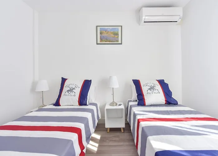 Charming 2-Room Apartment In The City Center