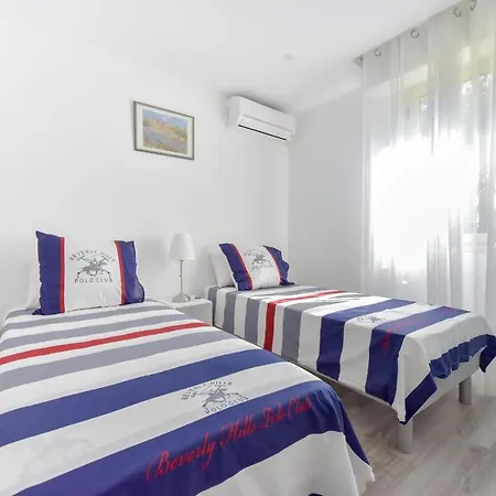 Charming 2-Room Apartment In The City Center Cannes Extérieur photo